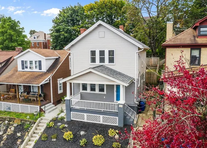 Holiday home Enchanting 3br With Yard - Patio *