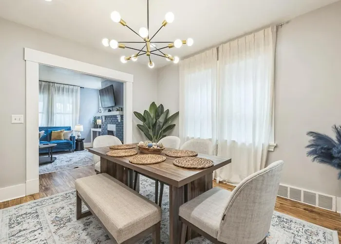 Enchanting 3br With Yard - Patio