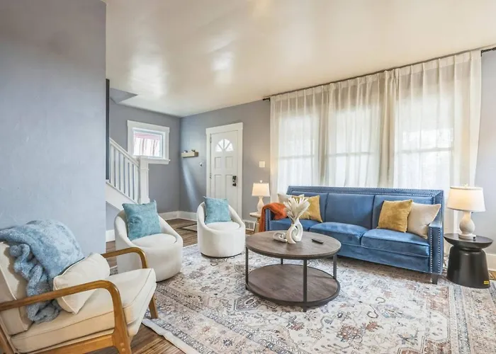 Enchanting 3br With Yard - Patio Holiday home Pittsburgh